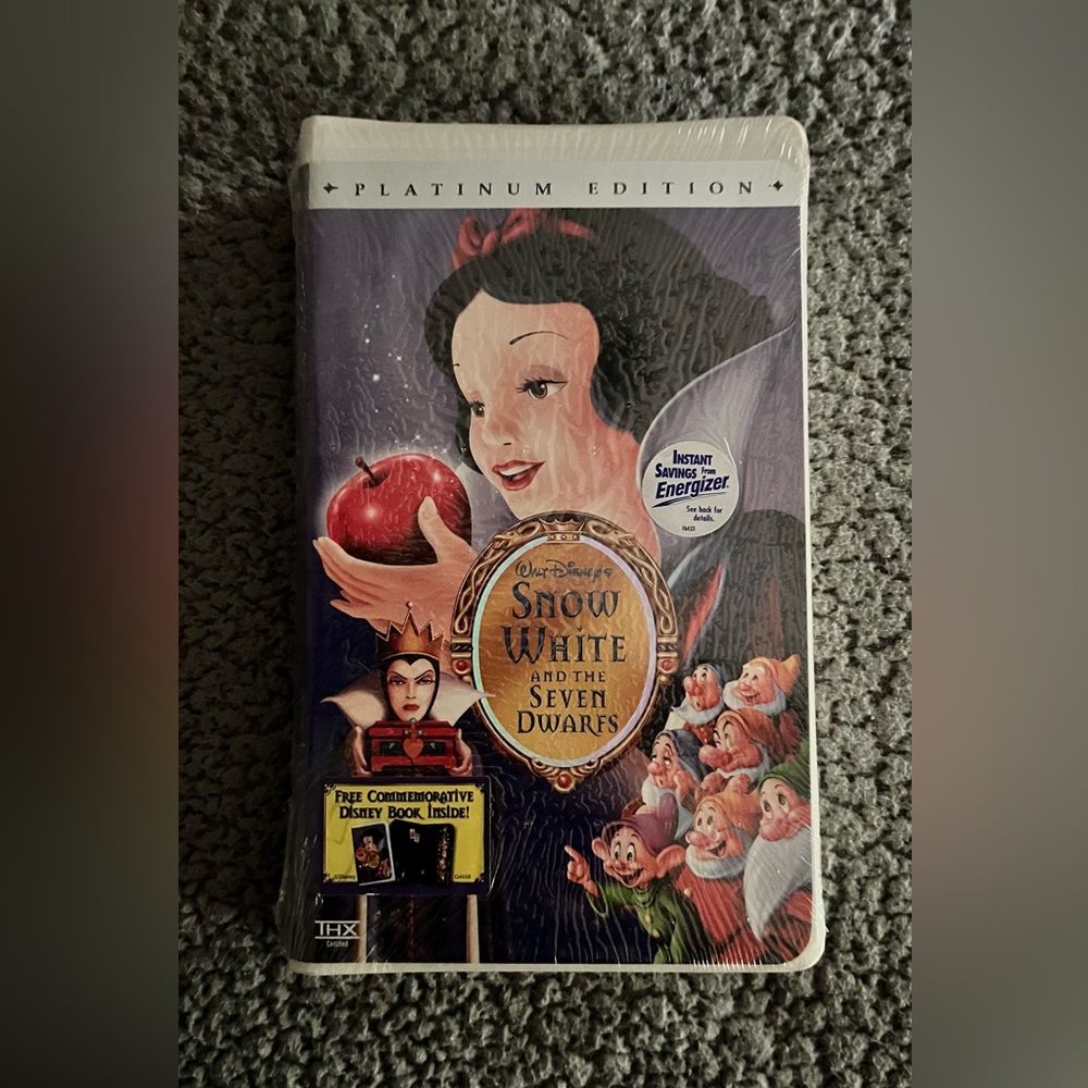 Snow White and the Seven Dwarfs (VHS, 2001, Platinum Edition)